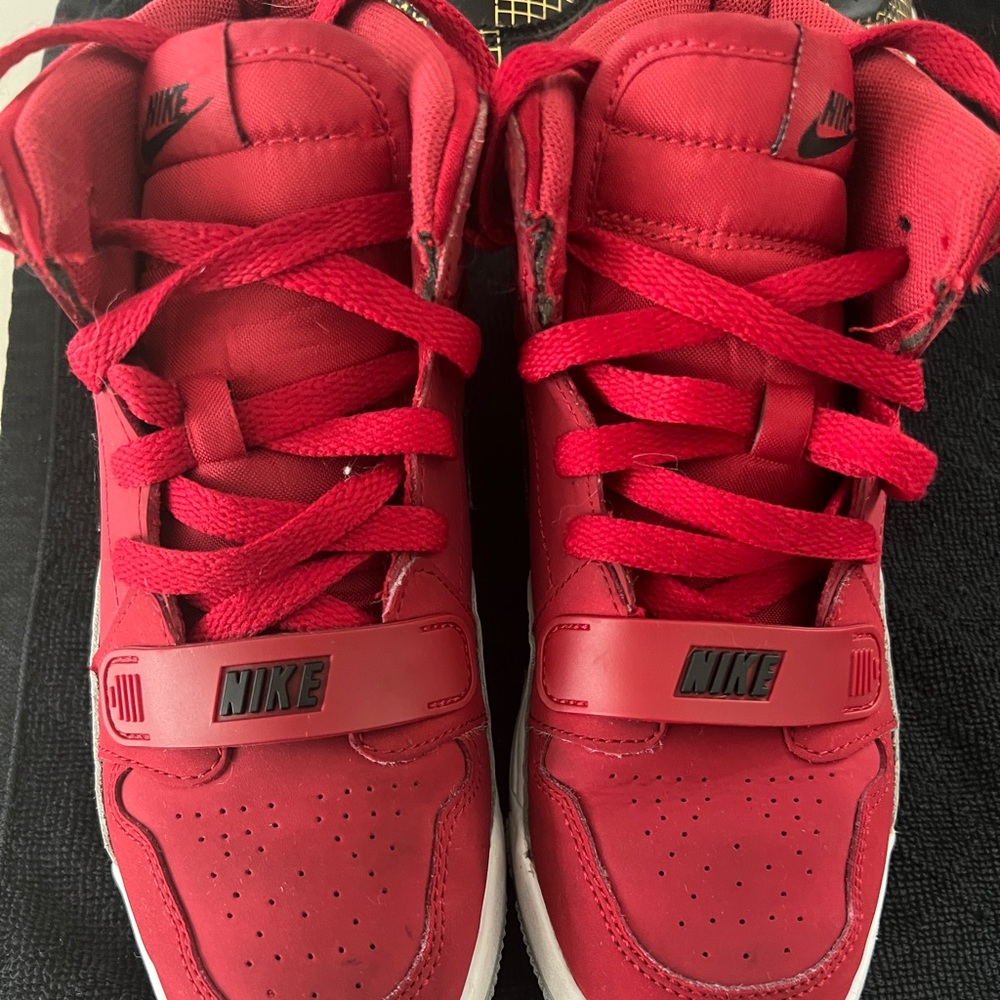 Boys Jordan 1